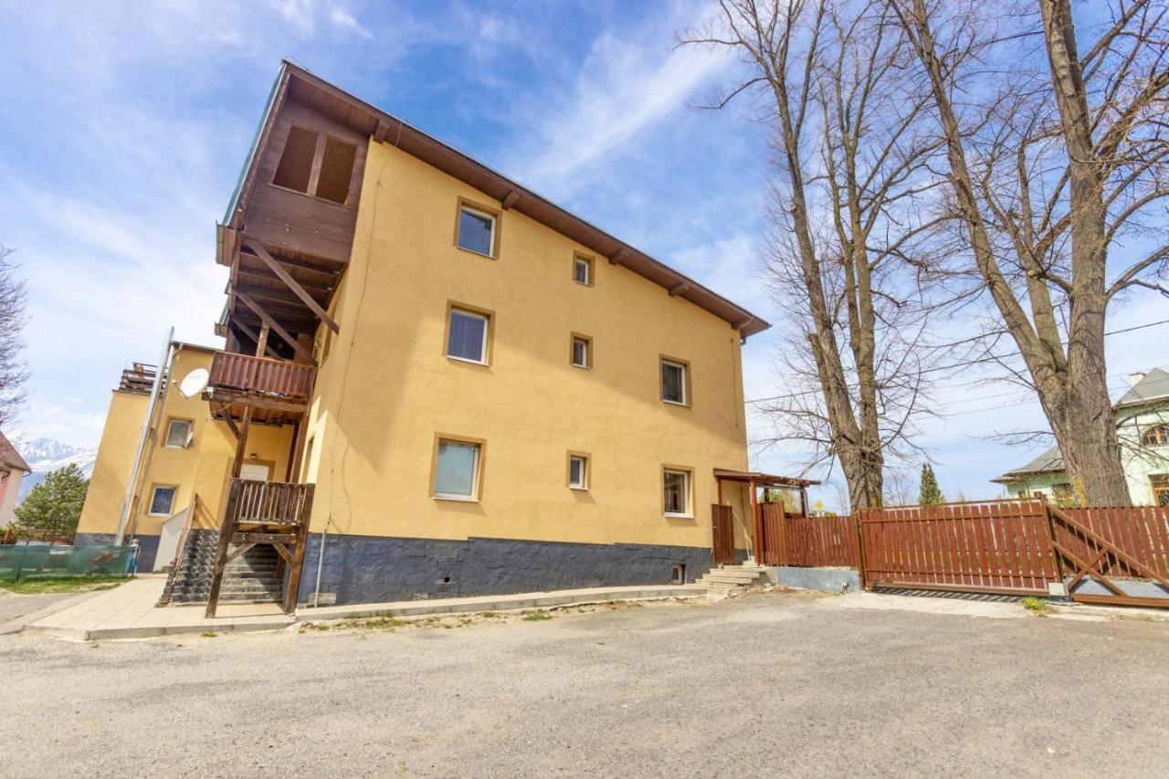 Apartman Theo Veľký Slavkov Exterior foto